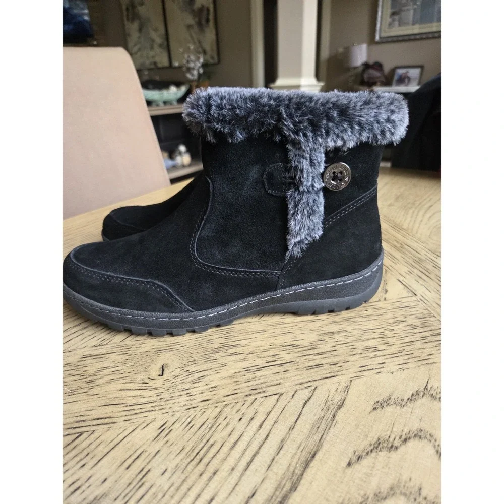Khombu Boots Womens Size 9 Black Winter Memory Foam Warm All Weather Snow Rain
